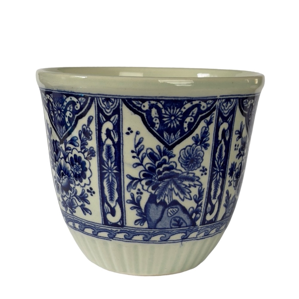 Vintage by Boch Royal Sphinx Blue & White Ceramic Pottery Vase in Delft Designs